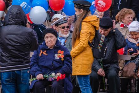 Красноярск. Цвет Победы - красный!