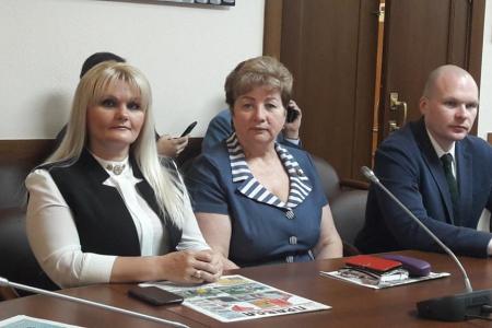 В.И. Кашин наградил подмосковных коммунистов