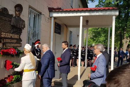 Казбек Тайсаев, Александр Ющенко, Виктор Губарев, Владимир Родин, Юлия Михайлова, Юлий Якубов с 10 по 12 мая приняли участие в праздничных мероприятиях в ДНР и ЛНР