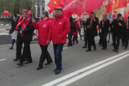 На первомайской демонстрации в Белгороде российских коммунистов поддержал член Компартии Франции