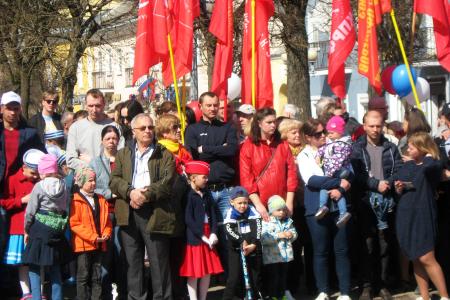 Ленинградская область. Первомай под Красными знаменами