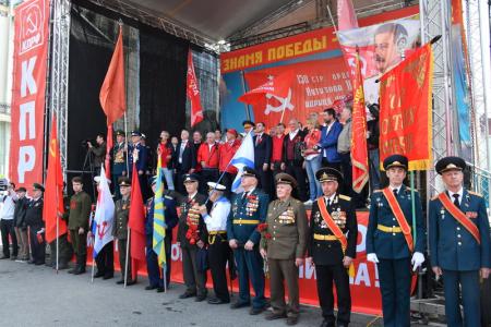 «КПРФ хранит священную память о войне и защищает советскую историю»