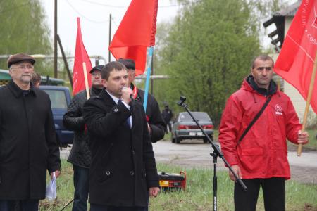 Республика Коми. Участники митинга в Емве потребовали отправить в отставку правительство страны и запретить строительство полигона на Шиесе