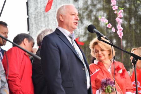 «КПРФ хранит священную память о войне и защищает советскую историю»