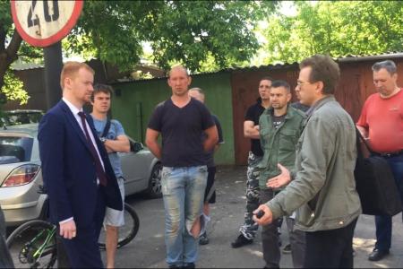 Москва. Гаражный беспредел в районе Хорошево-Мневники
