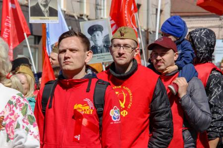 «Красная колонна» на Параде Победы в Томске