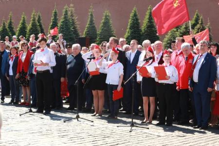 Дети с Северного Кавказа приняли участие в торжественном приеме в пионеры