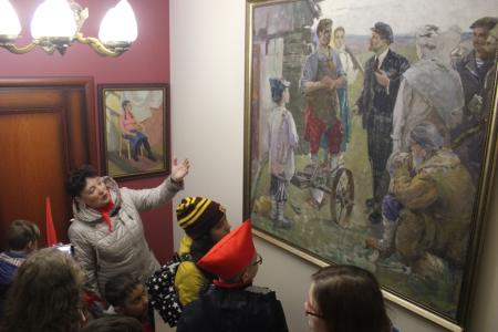 Пионерский отряд Тюмени отметил День пионерии