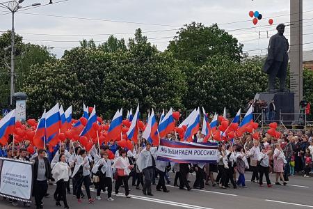 Донбасс: «Мы возвращаемся домой, в Россию!»