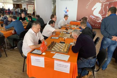 Юрий Афонин:  Команда «КПРФ» (Москва) успешно выступает на командной чемпионате России по шахматам