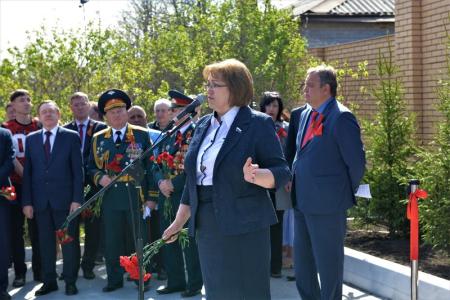 В Новосибирске открыт памятник Сталину