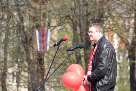 Новгородские коммунисты провели митинг в честь Дня международной солидарности трудящихся