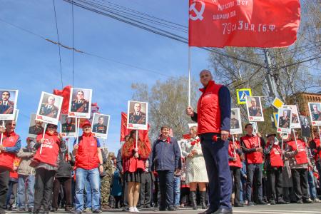 «Красная колонна» на Параде Победы в Томске
