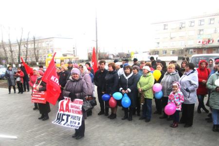 Первомайские шествия и митинги прошли в Кургане и области