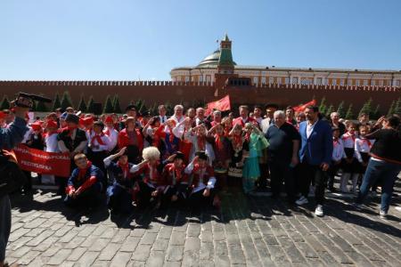 Дети с Северного Кавказа приняли участие в торжественном приеме в пионеры