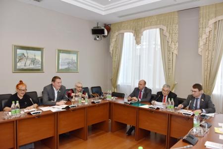 В Госсовете Татарстана обсудили вопросы поддержки «детей войны»