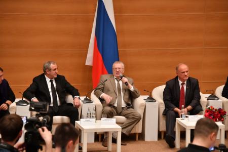 Г.А. Зюганов выступил в Госдуме на премьерном показе фильма «Донбасс. Окраина»