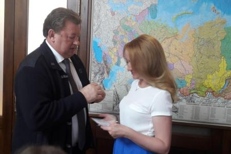В.И. Кашин наградил подмосковных коммунистов