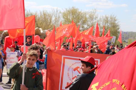 России не нужны олигархи. Первомайская акция КПРФ в Мордовии