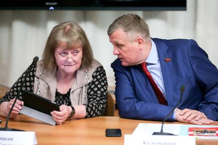 "Участникам событий в Чехословакии - статус ветерана боевых действий". Круглый стол в Государственной Думе