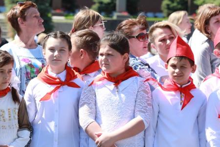Дети с Северного Кавказа приняли участие в торжественном приеме в пионеры