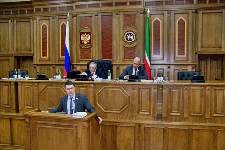 Фракция КПРФ в Государственном Совете Татарстана  провела совещание с депутатами разных уровней