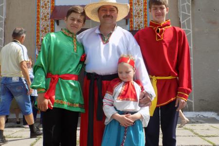 Воронежская область. Сергей Гаврилов поддержал инициаторов акции «Назад в будущее», прошедшей в селе Макашевка