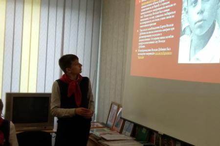 Новосибирск. Экскурсия для новоиспеченных пионеров