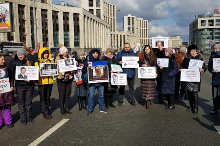 "Не допустим цифровой кабалы!". При поддержке КПРФ в Госдуме проведен круглый стол