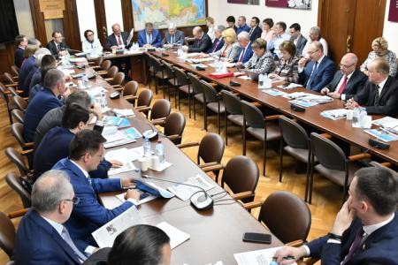 Депутаты-коммунисты в Госдуме провели встречу с Председателем Центробанка