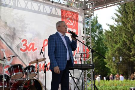 «За Родину, за Сталина!». В Новосибирске проходит XII фестиваль «День Правды»