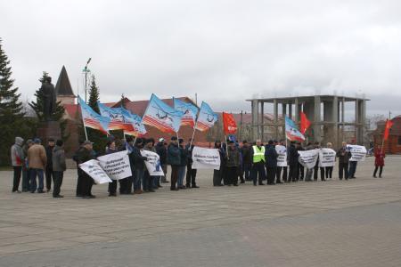 Ненецкое отделение КПРФ с жителями Нарьян-Мара выступили против экспериментов над окружным авиапредприятием