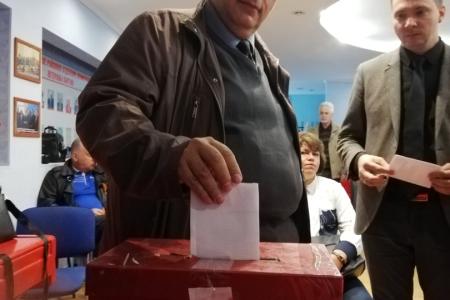 Петербургские коммунисты выдвинули кандидатуру Владимира Бортко на пост губернатора города