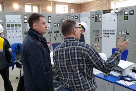 Кандидат в губернаторы Сахалинской области от КПРФ Алексей Корниенко побывал в Охе