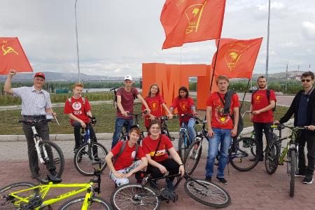 Магнитогорск. Красный велопробег – ответ антинародному режиму