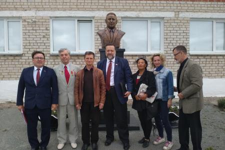 Встречи депутатов-коммунистов Госдумы Н.Н. Иванова и П.С. Дорохина с трудовыми коллективами Челябинской области