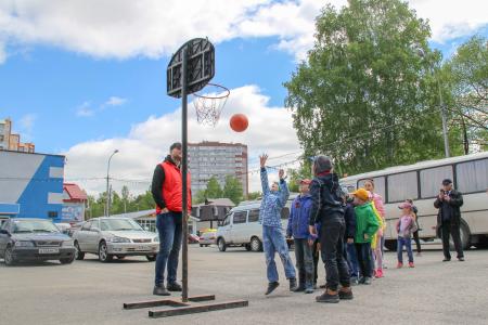 Город Томск. КПРФ – детям!