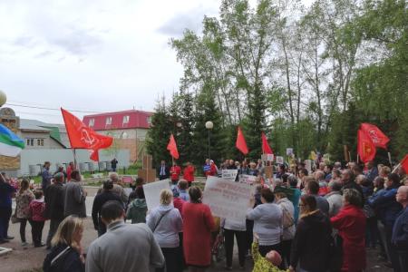 Республика Коми. Жители Микуни против мегасвалки!