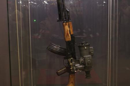 Первый секретарь Самарского обкома КПРФ Алексей Лескин принял участие в открытии выставки «Легендарный Калашников»