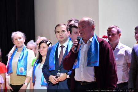 Должны смеяться дети