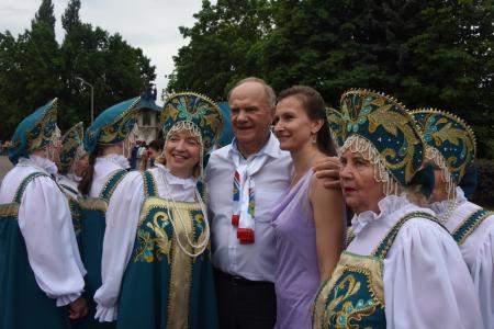 Г.А. Зюганов принял участие в арт-фестивале «Мой совхоз - моя Россия»