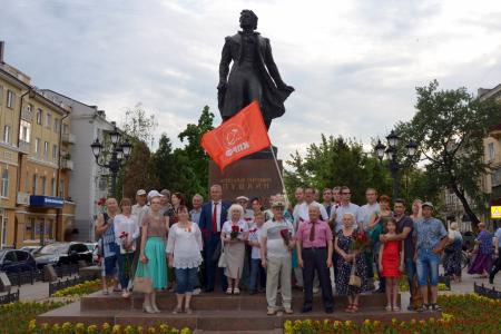 «Увы! куда ни брошу взор - везде бичи, везде железы...»: в Ростове-на-Дону полиция попыталась запретить читать стихи Пушкина в День русского языка