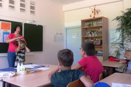 В Саратовской области при поддержке КПРФ и ВЖС «Надежда Россия» открылась детская площадка