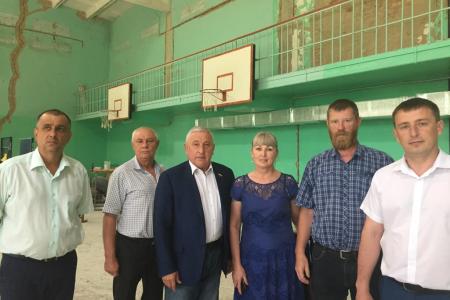 Н.М. Харитонов завершил рабочую поездку в Краснодарский край посещением Соколовского и Новоукраинского поселений Гулькевичского района