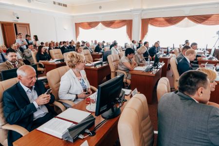 Владимирская область. Единороссы заблокировали законодательные инициативы депутатов-коммунистов