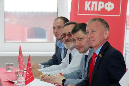 Коммунисты Челябинской области выдвинули Константина Нациевского кандидатом в губернаторы региона