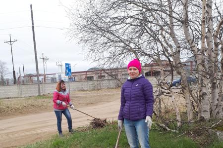 Коммунисты Ненецкого автономного округа провели субботник в пос. Искателей