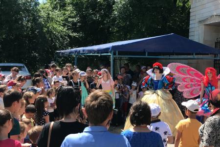 Кабардино-Балкарская Республика. При поддержке А.Ж. Бифова проведено культурно-массовое мероприятие для детей