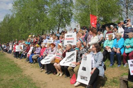 Республика Коми. Жешарт против московского мусора!