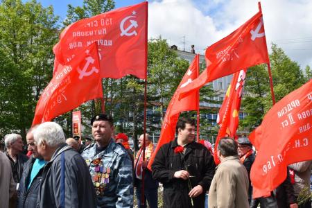 Магаданские коммунисты приняли участие в мероприятии, посвященном Дню памяти и скорби